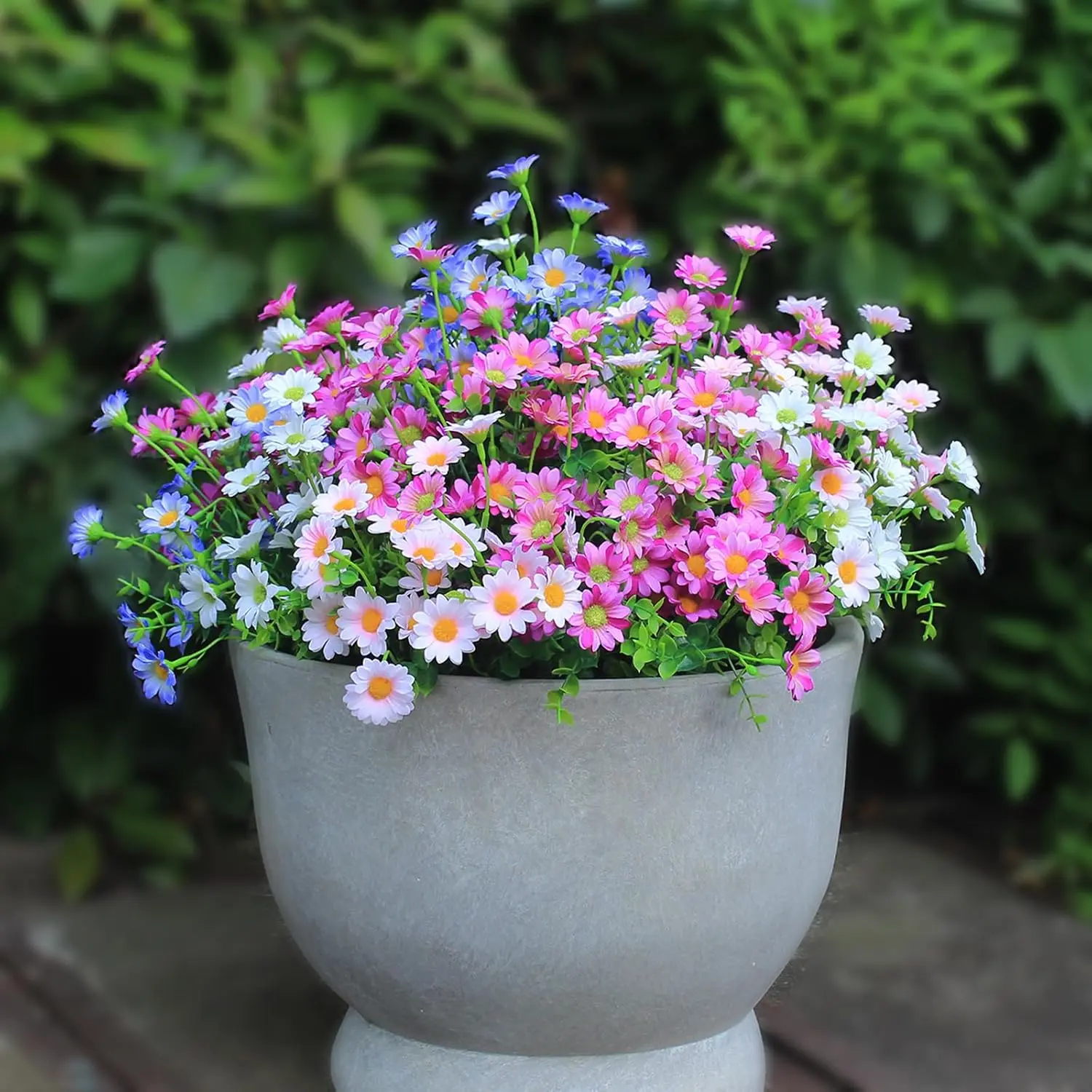 12 Bouquets Artificial Daisies, UV Resistant Plastic Faux Flowers, Decorative Fake Flowers for Indoor and Outdoor Use, Fake Floral Decor for Window Box, Garden Pots #GLOBAL PICKS