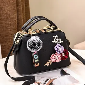 Women's Bag Casual New Summer Elegant Embroidered Floral Shoulder Crossbody Bag Fashionable Trendy Versatile Handbag Gift for Thanksgiving