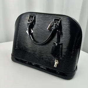 Pre-owned Louis Vuitton EPI LEATHER Tote Bags LV BAG NEW YEAR DEAL