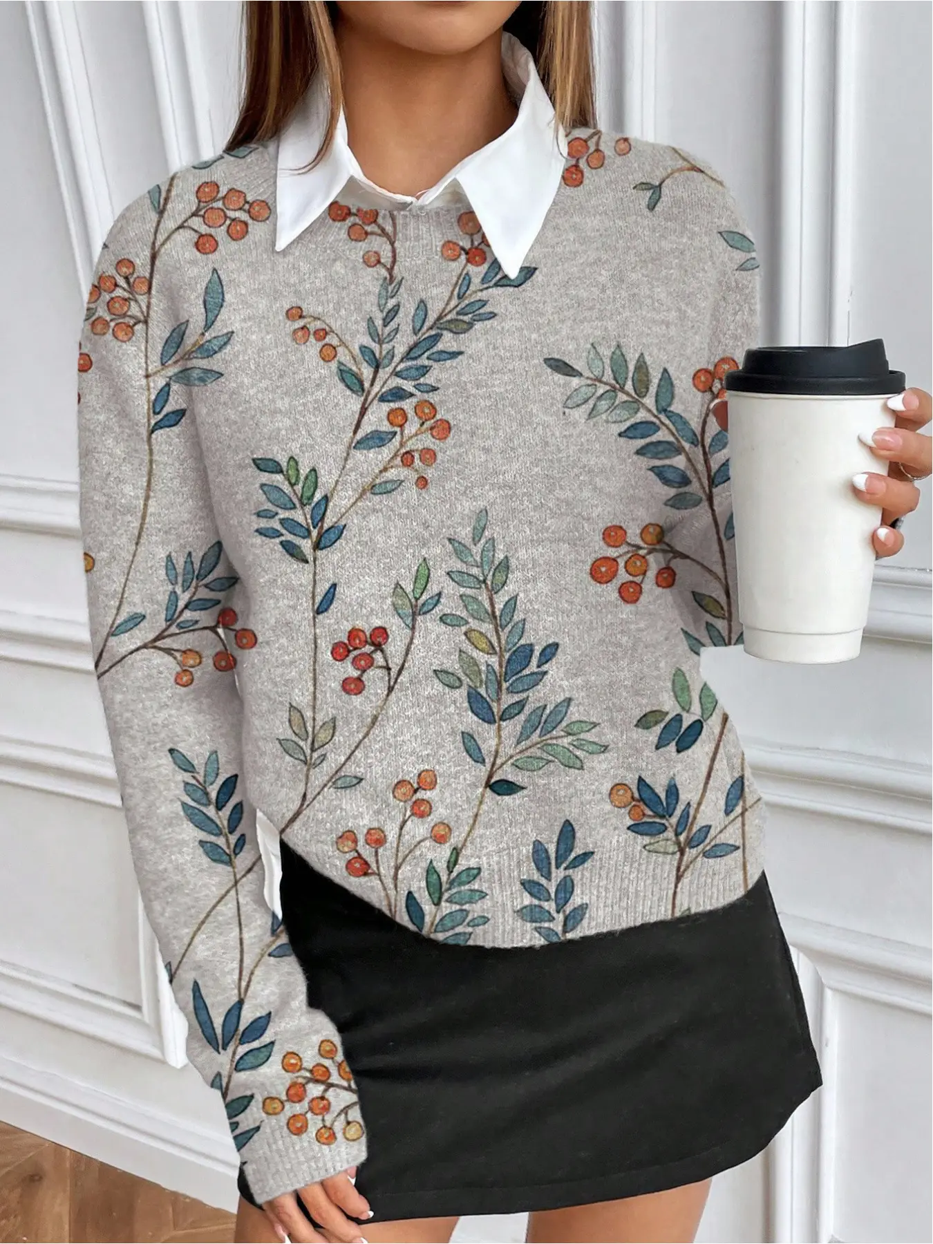 Casual style round neck color-block leaf print long-sleeve knitted sweater, suitable for autumn and winter, casual-elegant and versatile, ideal for commuting, layering or wearing alone.
