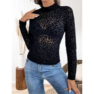 Hot selling leopard print casual T-shirt in autumn and winter in Europe and America (unlined)