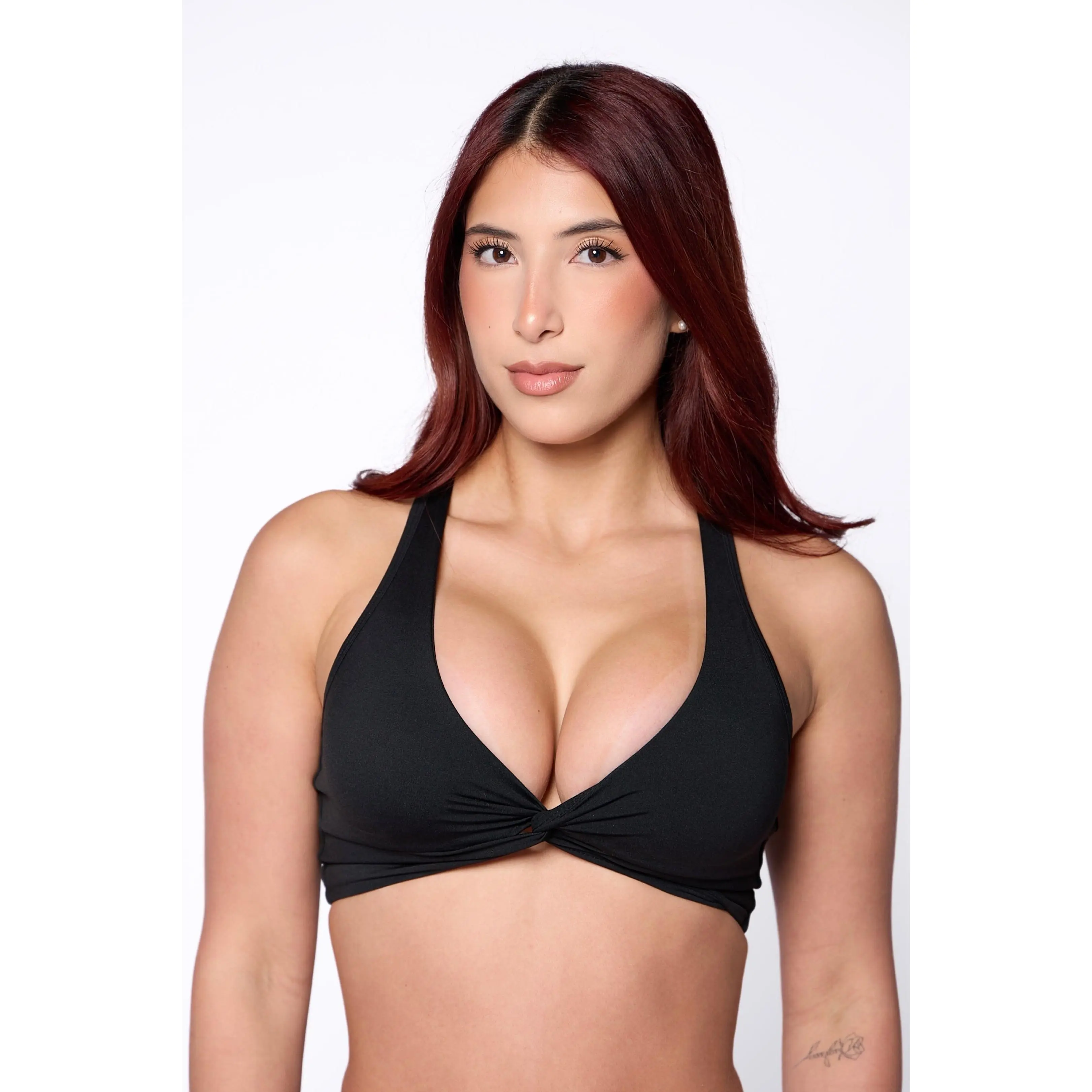 Women's Fitted Black Twist Cross-Back Padded Sports Bra - Lightweight Compression Support, Breast Support, Comfy Wireless Active Gear with Clip Fastener, Removable Pads, True-to-Size Fit for Upper Body Workout, Yoga, Breast Support Sports Bras
