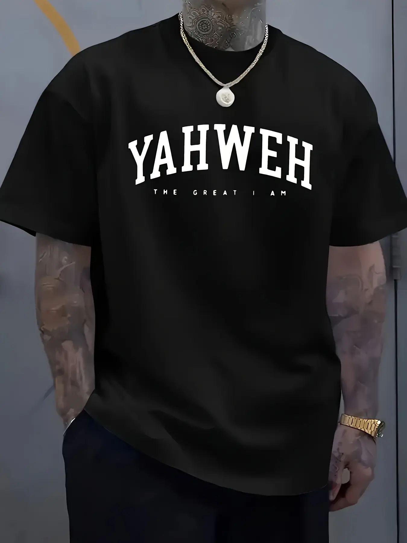 Men's Christian Faith T-Shirt with Bold Yahweh & "THE GREAT I AM" Print - White & Black Religious Lettering, Casual Round Neck Summer Tee, Breathable Fabric for Church, Casual Attire & Bible Study - Machine Washable Statement Apparel