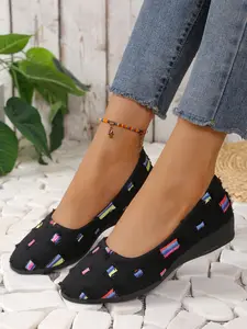 Women's Vintage Ripped Denim Wedge Sandals, Ditsy Floral Textile Upper, Rubber Sole, Casual All-Season Footwear, Breathable & Slip-On