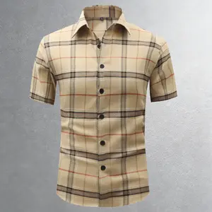 Men’s minimalist fashion short-sleeve plaid shirt, suitable for summer wear