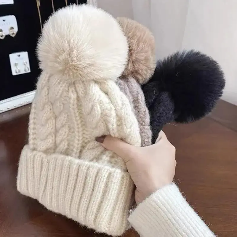 Solid Color Knitted Beanie Hat, 1 Count Windproof Warm Fur Hat for Women & Men, Casual Outdoor Sports Hat for Skiing, Snowboarding, Cycling, Running, Knitted Winter Hat