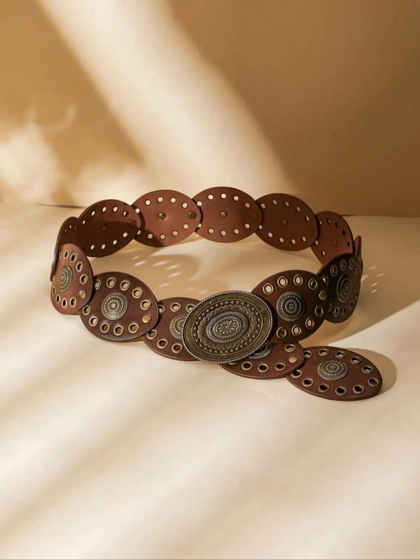 Boho Punk Vintage Hollow-Out Oval Belt for Women, Adjustable Plus Size, Perfect for Jeans & Dresses, Everyday Casual & Vacation, Adjustable Belts