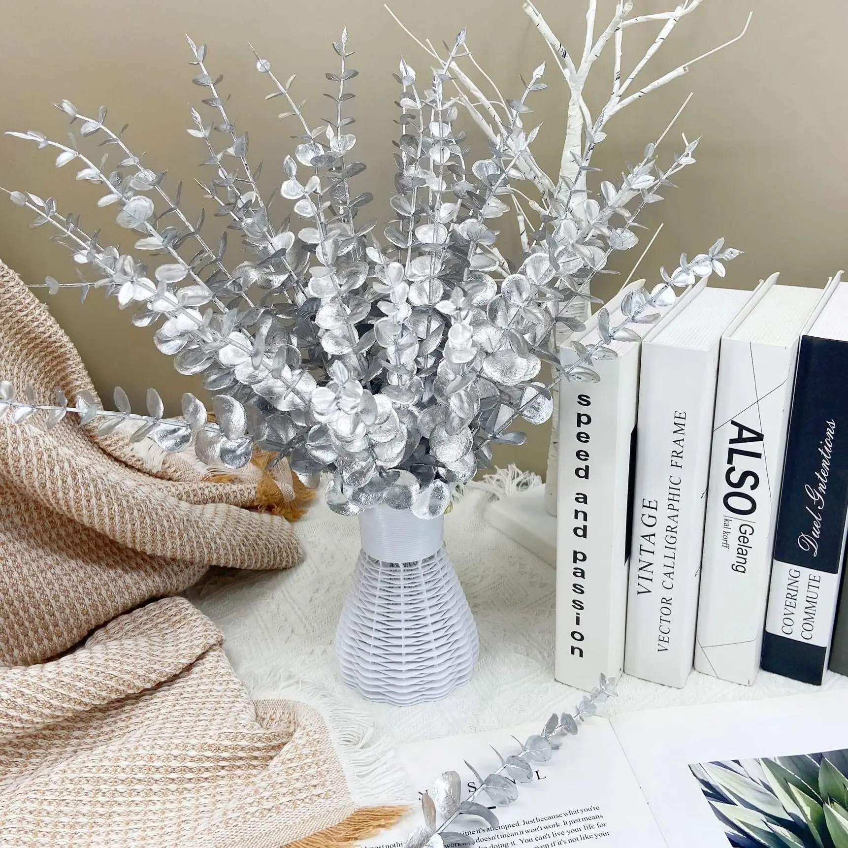 Metal Color Eucalyptus Simulation Branches DIY Decoration Set, Short Eucalyptus Twigs with Fruit Gum Leaves, Home Decor Kit Artificial Plants, Plastic Floral Plant