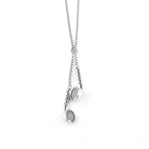 Retro niche cool headphone shape pendant necklace hip hop punk creative fashion unisex jewelry