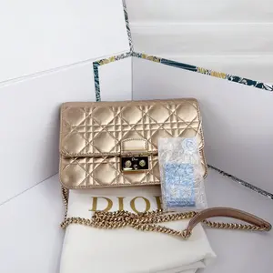 Pre-owned Dior Leather Shoulder Bags 7.8'' R4099 Shoulder Bag C19486009048 0328 T3 Mia