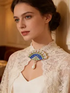 2026 New Luxury Chinese Style Fan Brooch Pin for Women, Enamel Pearl Full Diamond Clip, High-End Suit Coat Accessory, Scarf Buckle