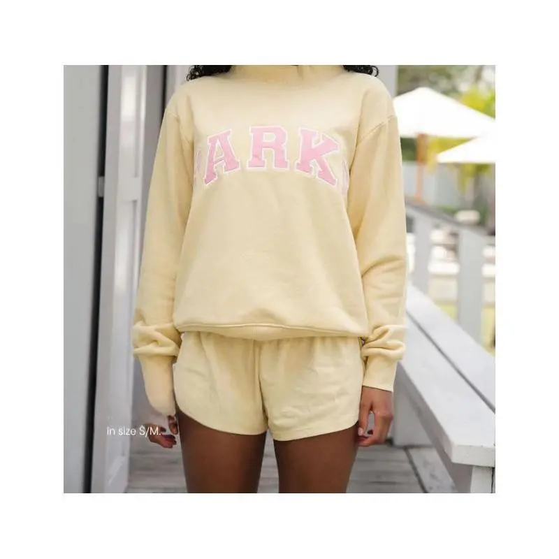 Khaki pink lettering