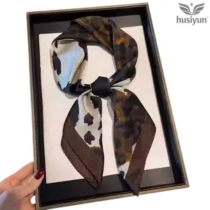 Elegant Women's Scarf, Fashionable Unique LeopardPrint Headscarf, Thin Woven Fabric, Fitted Style,Versatile Hair Accessory for All Seasons, Boho StyleScarf, Easy Styling Options
