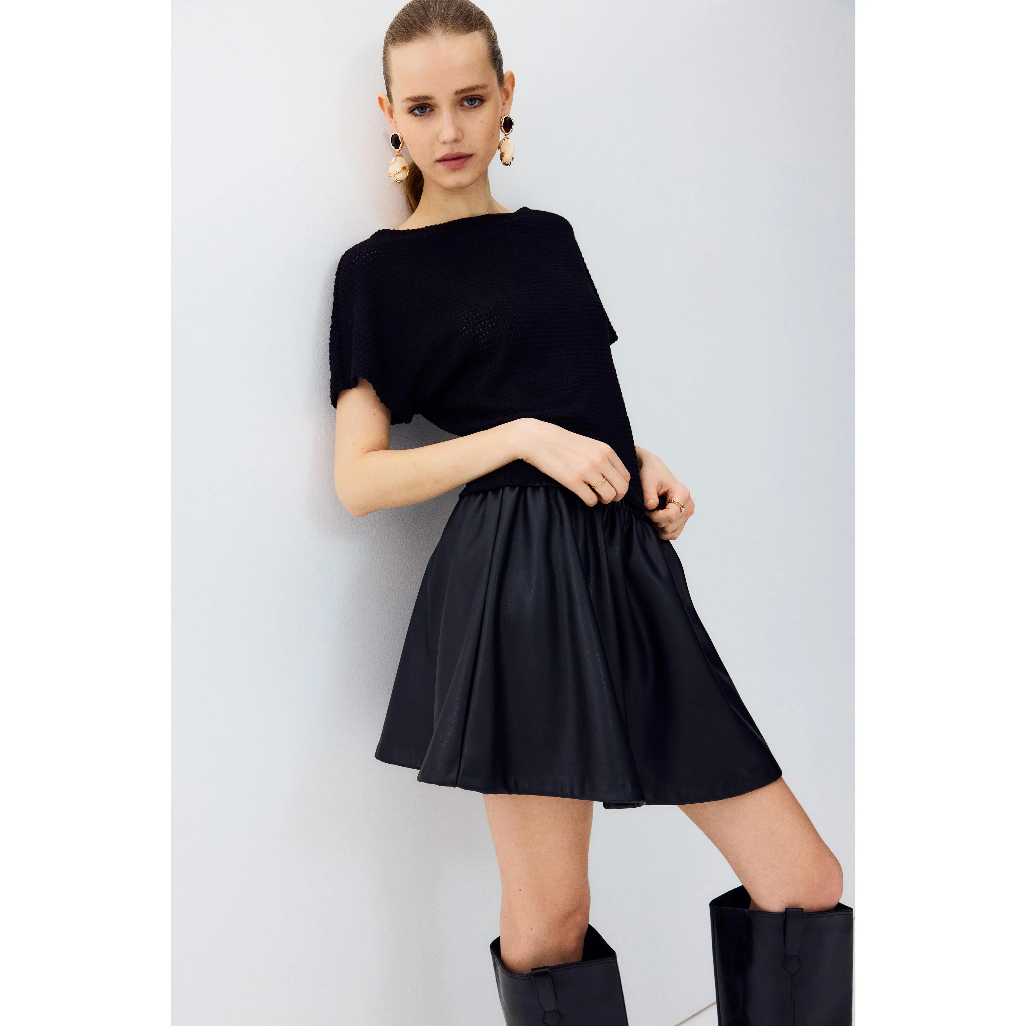 H&M Batwing-sleeved jersey top