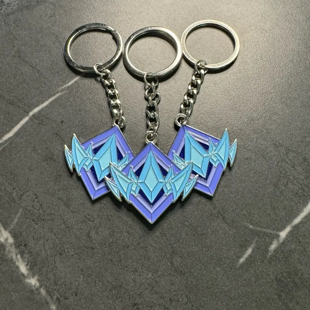 Unreal Rank Keychain - Inspired by Fort - Gift for gamers - Video game accessory - High quality Metal keychain