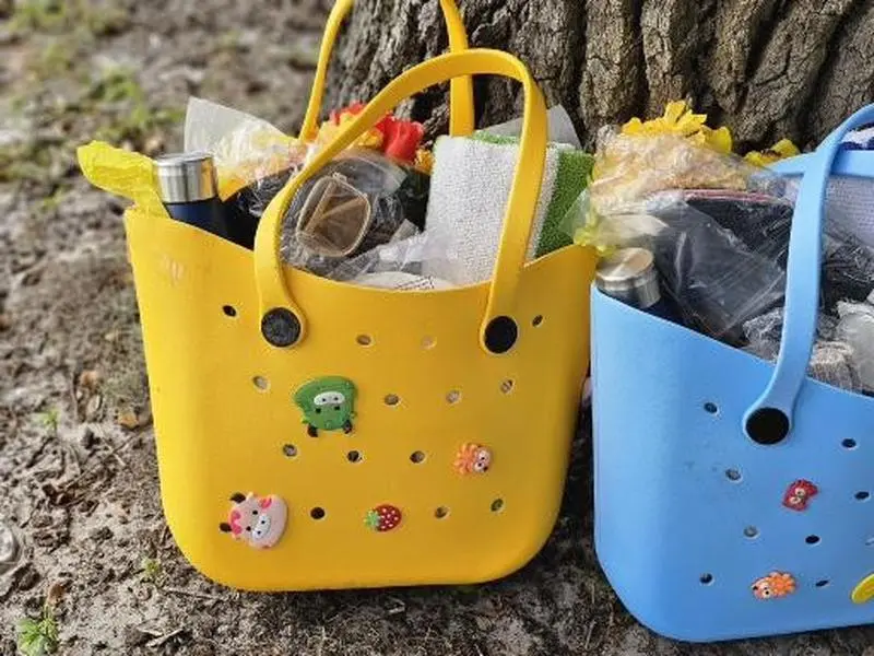 The Beach Bucket (Outdoor Gear) For the outdoor enthusiast