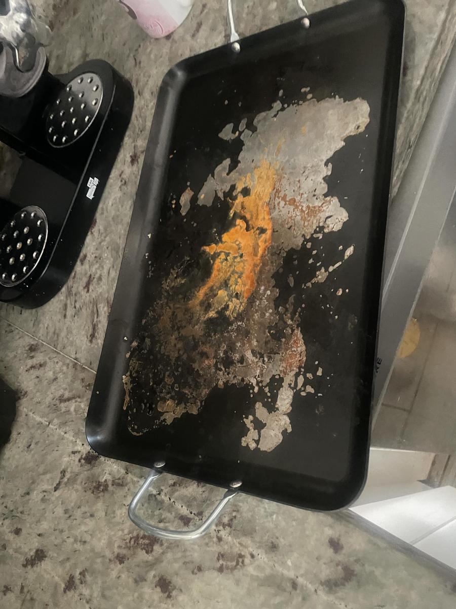 Item: (iron)17‘’Double Burner Griddle 66094