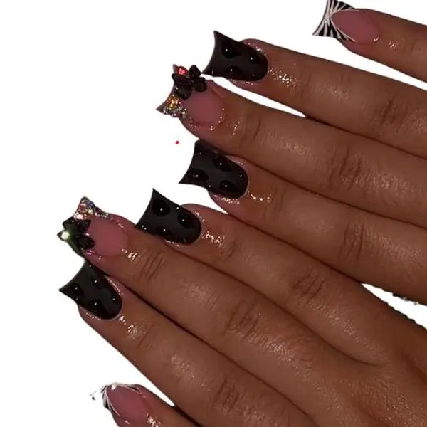 24 Pcs Black Duck Press on Nails Short Square French Tip Fake Nails with Rhinestones & Cute Bow Design, Y2K Acrylic Stick on Nails Kit for Women, Nude Glue on Nails for Nail Art Decoration