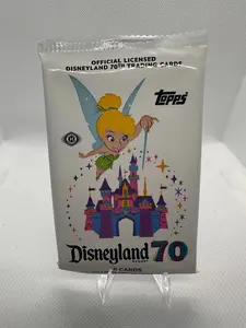2025 Topps Disneyland 70th Anniversary - Hobby Box Pack