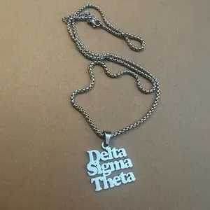 Silver Delta Sigma Theta necklace
