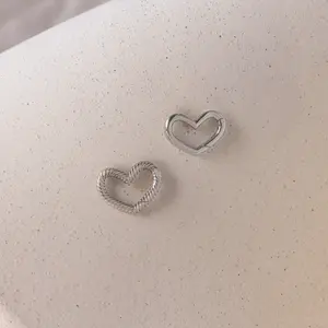 Heart Carabiner Set in Silver by Caitlyn Minimalist - Set of 2 Heart Clasp Charms for Bracelet - Silver Necklace Charms - Birthday Gift for Her