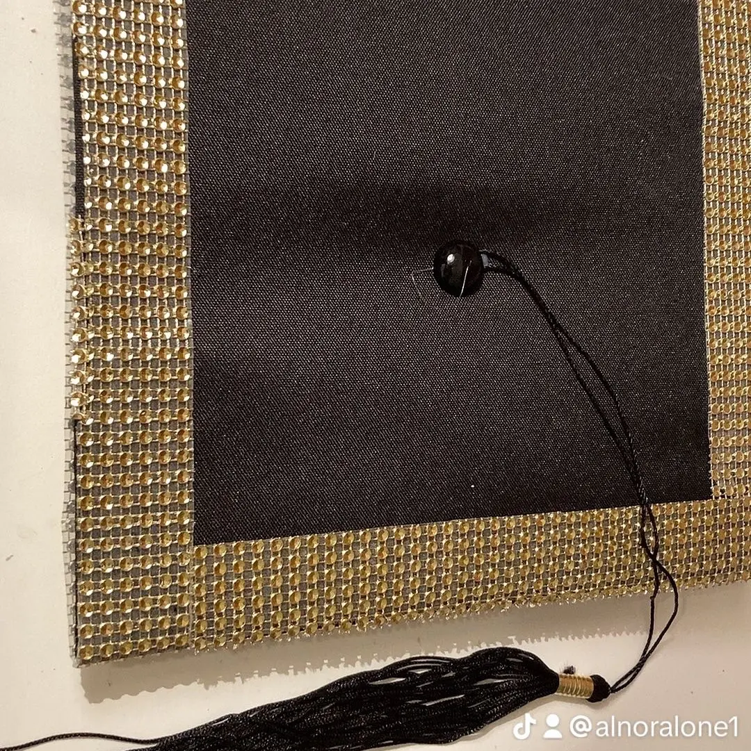 Bling bling graduation cap