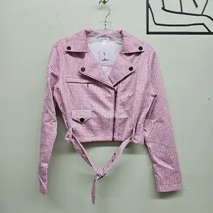 Women pink checkered crop jacket