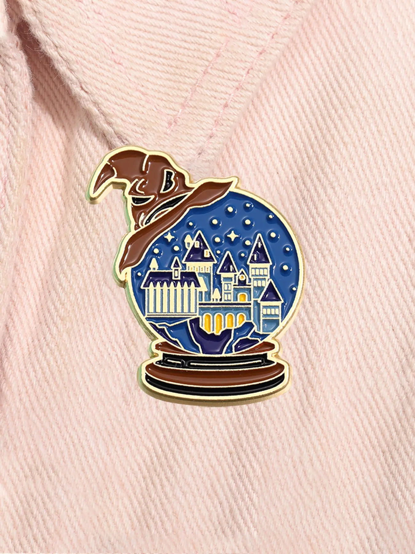 Harry Potter Hogwarts Castle Enamel Pin Magic Crystal Ball Metal Brooch Lapel Backpack Badge Fashion Jewelry Accessories Gift for Friends Alloy Brooch Pin