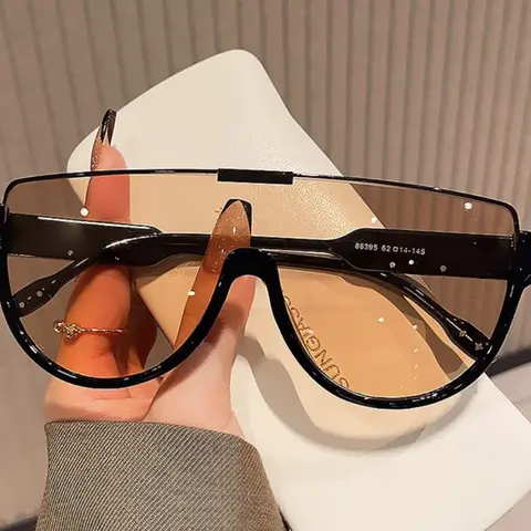 Unisex Vintage Trendy Large Frame Sunglasses, Retro Sunglasses for Everyday Use, Fashion Accessories for Outdoor Activities, Trendy Shades, Stylish Glasses
