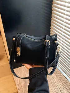 Retro exquisite light luxury texture practical small square bag, adjustable shoulder strap, casual simple versatile single shoulder crossbody bag, can hold keys, cosmetics, suitable for commuting and shopping, Vintage Chic Purse