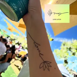 Lotus Tattoo Love Letter Tattoo Love SLD Tattoo Temporary Tattoo Semi Permanent Tattoo Minimalist Tattoo Pretty Tattoo Wedding Tattoo Bachelorette Tattoo Festival Tattoo Gift Glossy