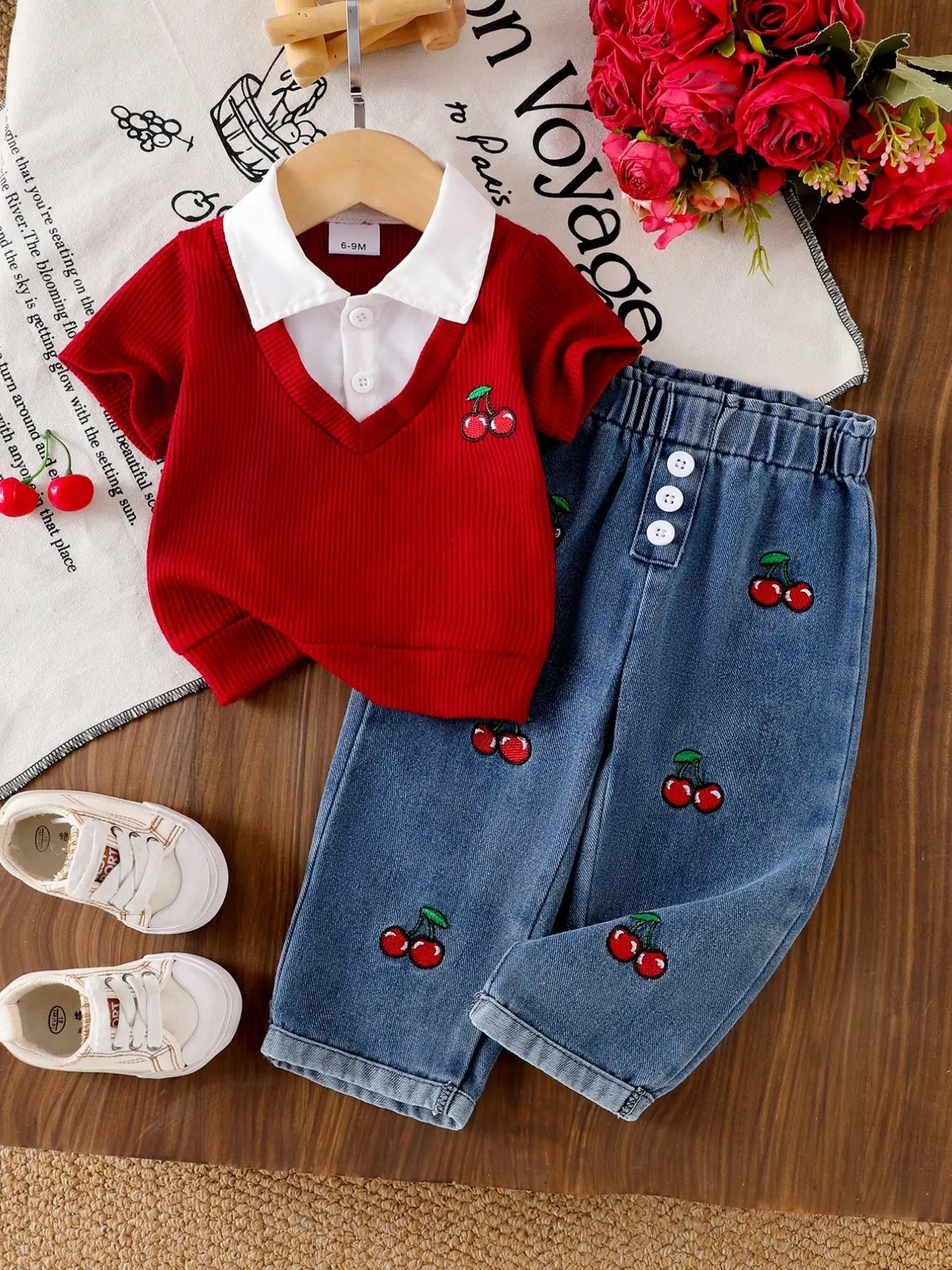 Newborn Baby Girls' Fashion 2-Piece Set, Baby Clothing, Cherry Embroidery Short Sleeve Top and Denim Jeans, Casual Loose-Fit, Newborn Outfits Set