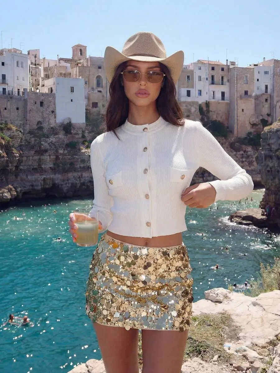 Women's Gold Polyester Knit Sequin Low-Rise Slim Bodycon Mini Skirt - Sparkly Festival Party Bottoms with Glitter Fabric, Glam Rave Cocktail Valentine's Day Wear