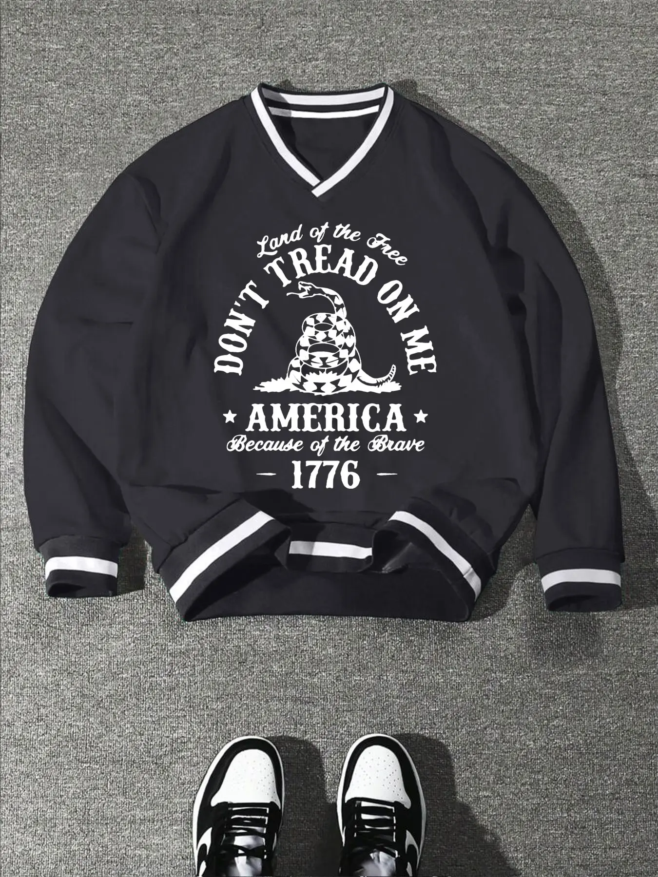Men's American Vintage College Style V-Neck Sweater, Fresh Color Options, Trendy All Season Wear, Street Fashion Essential