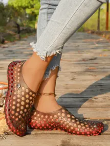 2026 Bestselling Breathable Mesh Sandals, Soft Sole Anti-Slip Slip-On Flip Flops, Versatile Casual Shoes 36-45, Women's Boho Style Slip On Slippers, Slipper Shoes, Rubber, Footwear