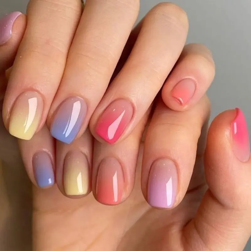 Curvlife short squoval mulit colored Fake Nails ombre pink glossy shiny 2 Week Wear Damage Free