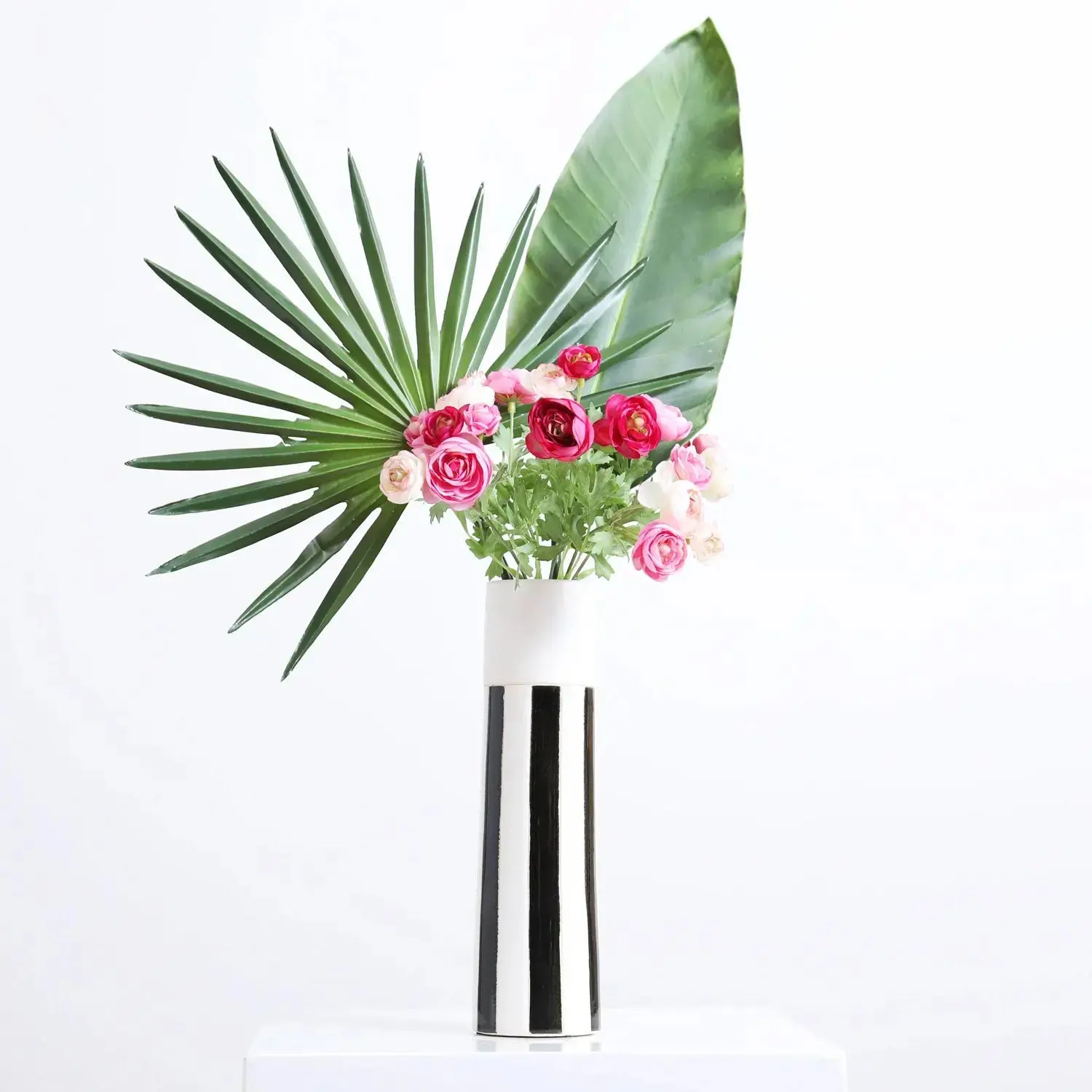 Black & White Striped Ceramic Taper Column Tori Vase