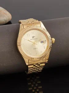 RICECGO Men's Quartz Watch, Steel Strap Design, with Date Display, Business Fashion Watches, Suitable for Both Business and Casual Styles, Adding a Touch of Refinement to Your Outfit, Perfect for Daily Wear and Important Occasions