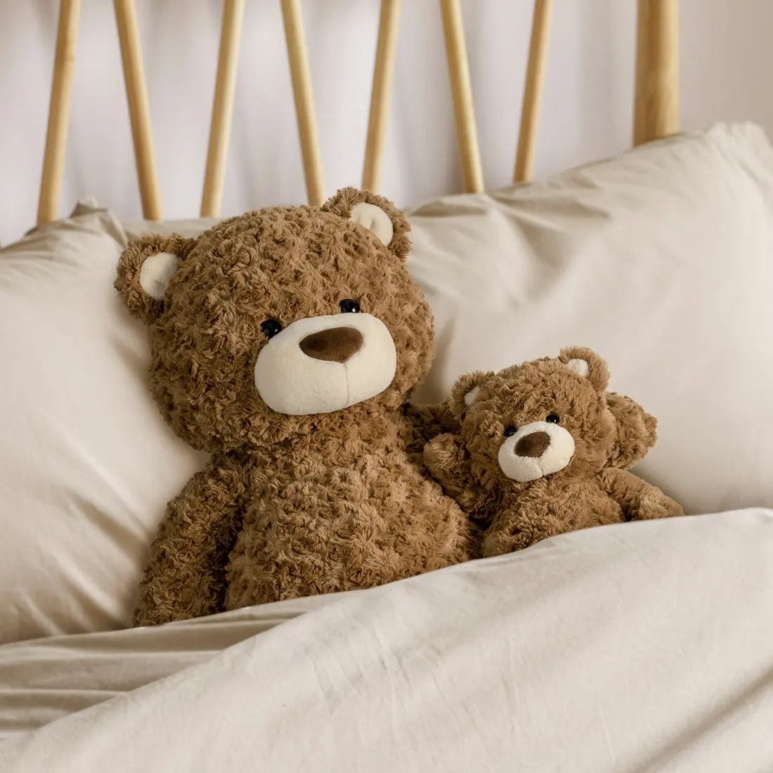 [Celebrity Picks] MINISO Gifford Bear Teddy Bear Plush, 10.2" Super Soft Brown Sitting Stuffed Animal, Cute Huggable Bear Doll for Bedroom, Nursery & Desk Decor, Sweet Gift for Girls, Women & Kids #plushies #teddybear