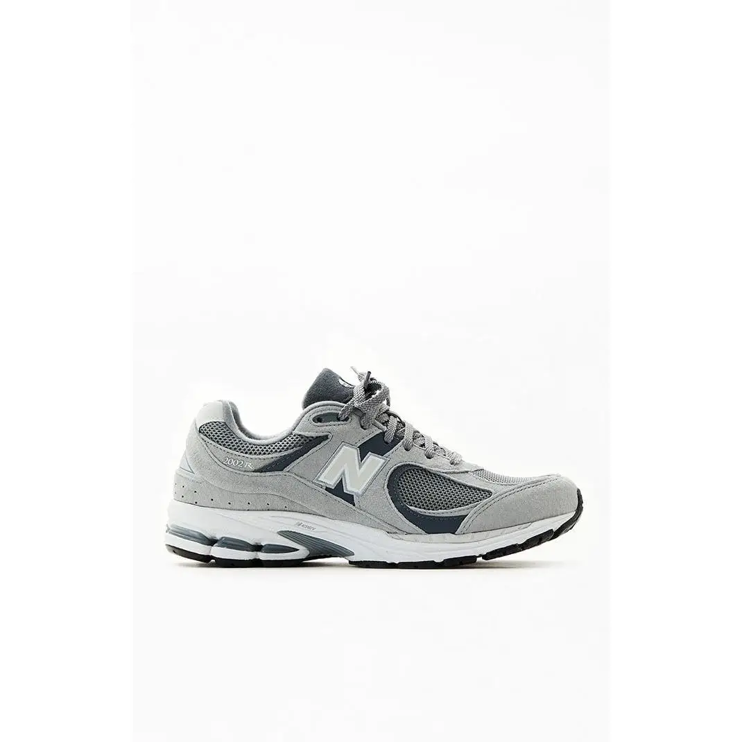 New Balance Men's Gray 2002R Shoes - Multicolor