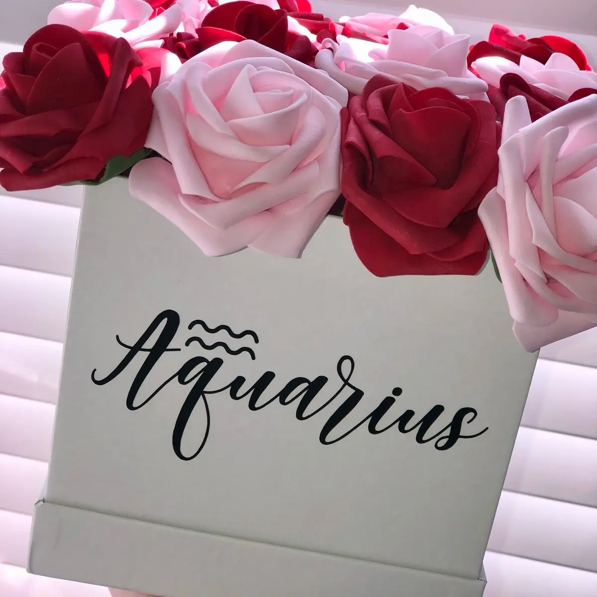 Zodiac Sign Flower Box, Rose Box, Luxury Flower Box, Astrology,Gift, Horoscope, Home Decor, Vanity Decor, Glam, Gift Box, Rose Box, Roses Rose