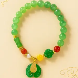 Elegant Faux Jade Beaded Bracelet – Auspicious Spiral Pendant, Vintage Chinese Style, Ideal for Gifts & Daily Wear