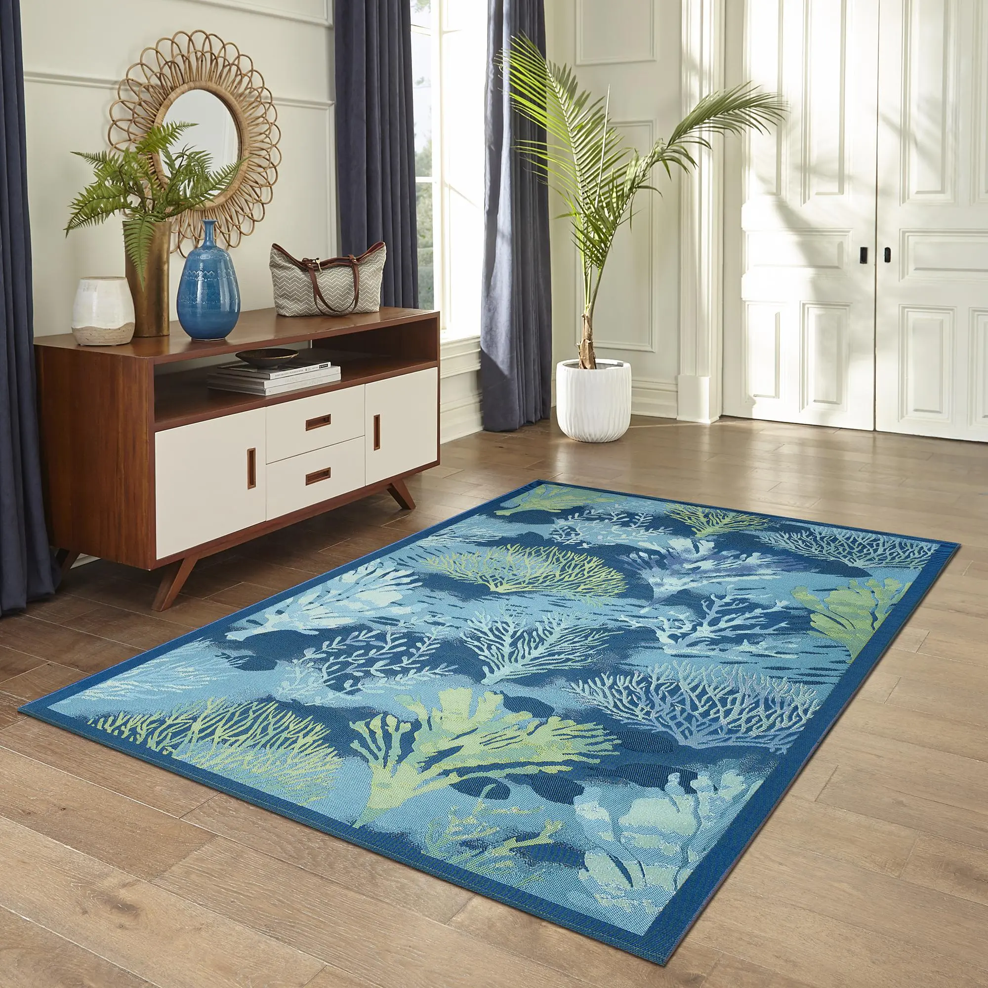 Lush Decor MARINA Indoor-Outdoor Power Loomed Synthetic Blend Low Profile Area Rug - Transitional Border Botanical, Aquatic Theme, Beach-Themed, Coastal Charm (Coral Garden), Aquatic Theme Area Rugs, Beach-Themed Area Rugs