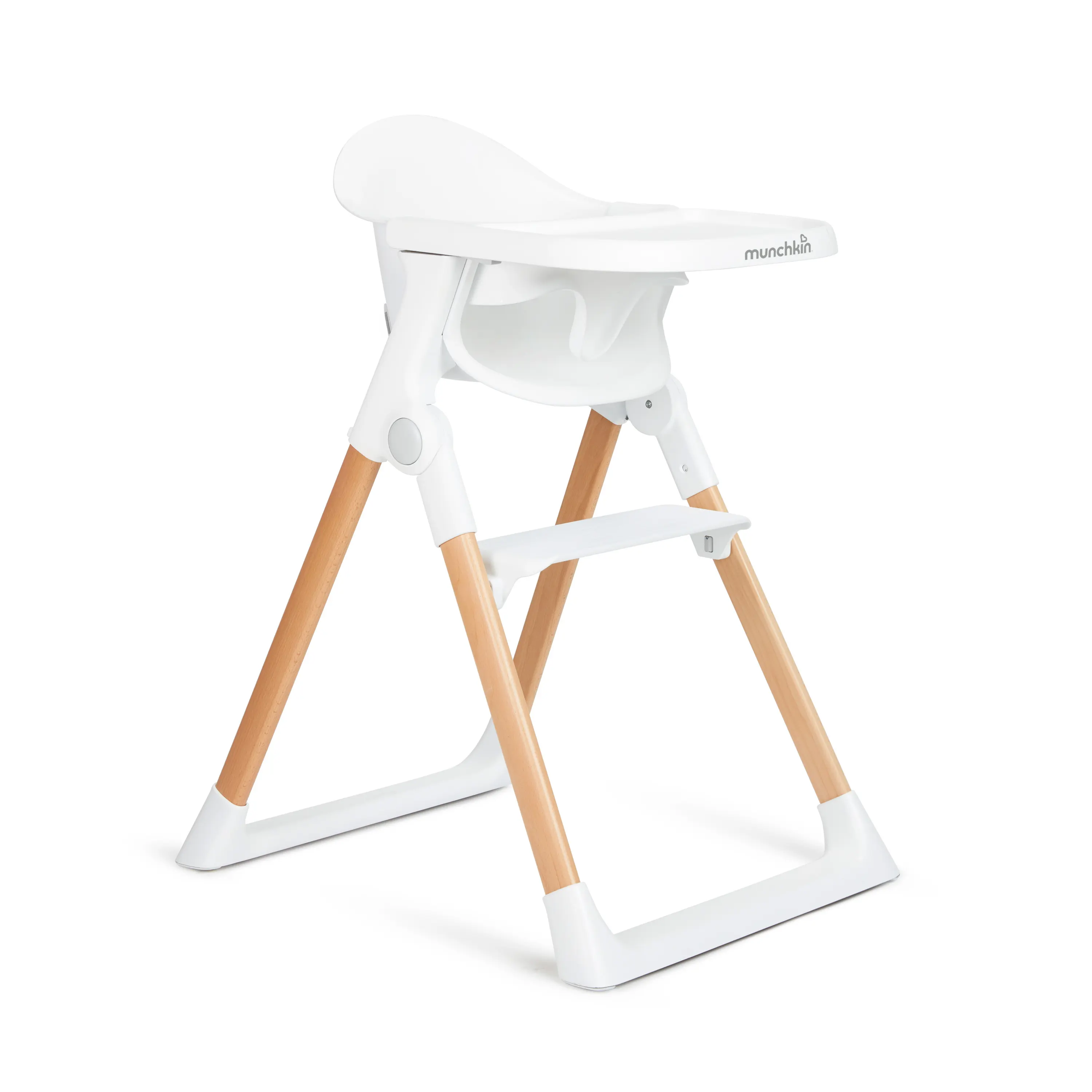 Munchkin Float Easy Clean Foldable High Chair Munchkin Float Easy Clean Foldable High Chair