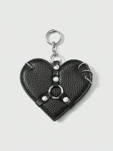 Punk Gothic Heart Rivet Ring Buckle Keychain, Multifunctional Bag Pendant, Suitable for Daily Use, Shopping, Dates