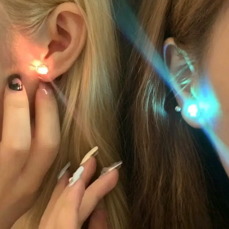 Battery-Powered LED Color-Changing Unisex Stud Style Earrings, Diamond-Inspired Dramatic Bright Decorative Studs, Trendy Metal Party Jewelry for Rave & Halloween, Dramatic Earrings