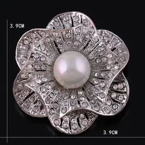 CUTE STUNNING SILVER BROOCH