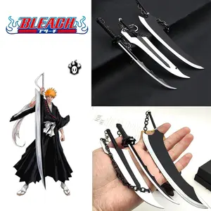 Anime Peripheral BLEACH Keychain Kurosaki Ichigo Zangetsu Sword Weapon Model Keychain Pendant Cosplay Props Gifts