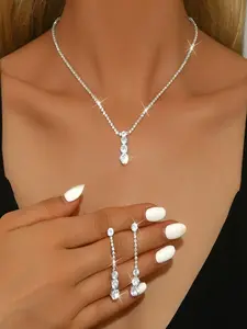 Elegant Wedding Jewelry Set for Women, Silver Color Crystal Necklace and Dangle Earrings, Adjustable Chain, Perfect for Party, Prom & Anniversary