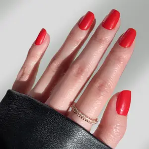 Risky Red Squoval Press On Nails